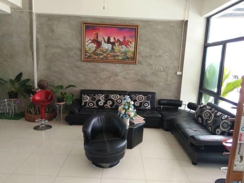 Pornsiri Hotel Sisaket Εξωτερικό φωτογραφία