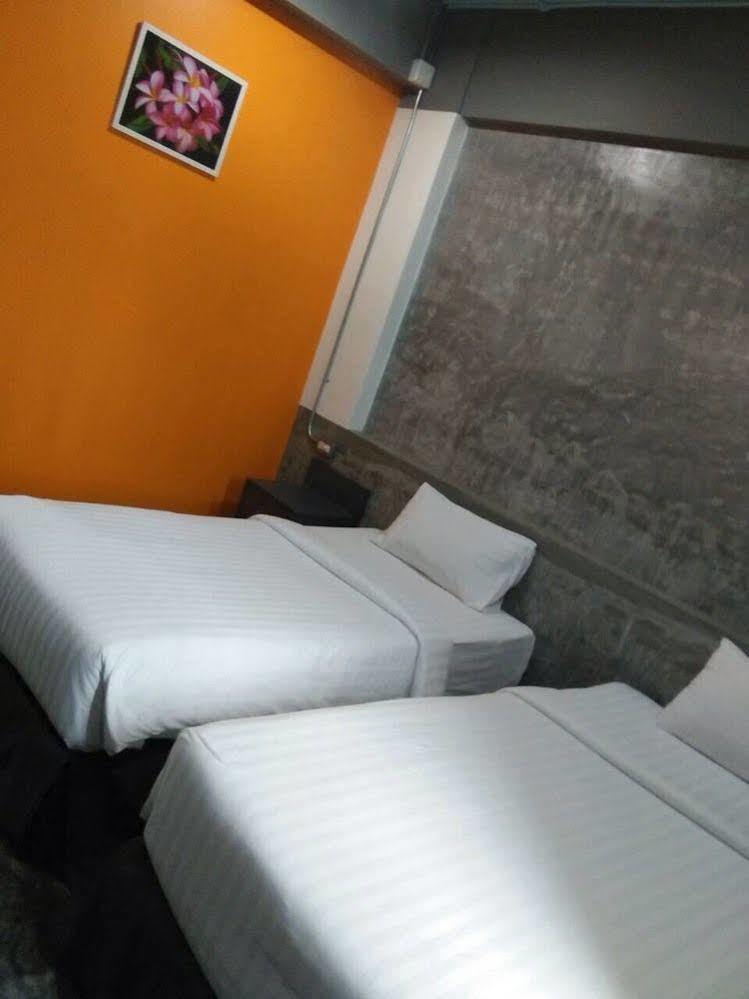 Pornsiri Hotel Sisaket Εξωτερικό φωτογραφία